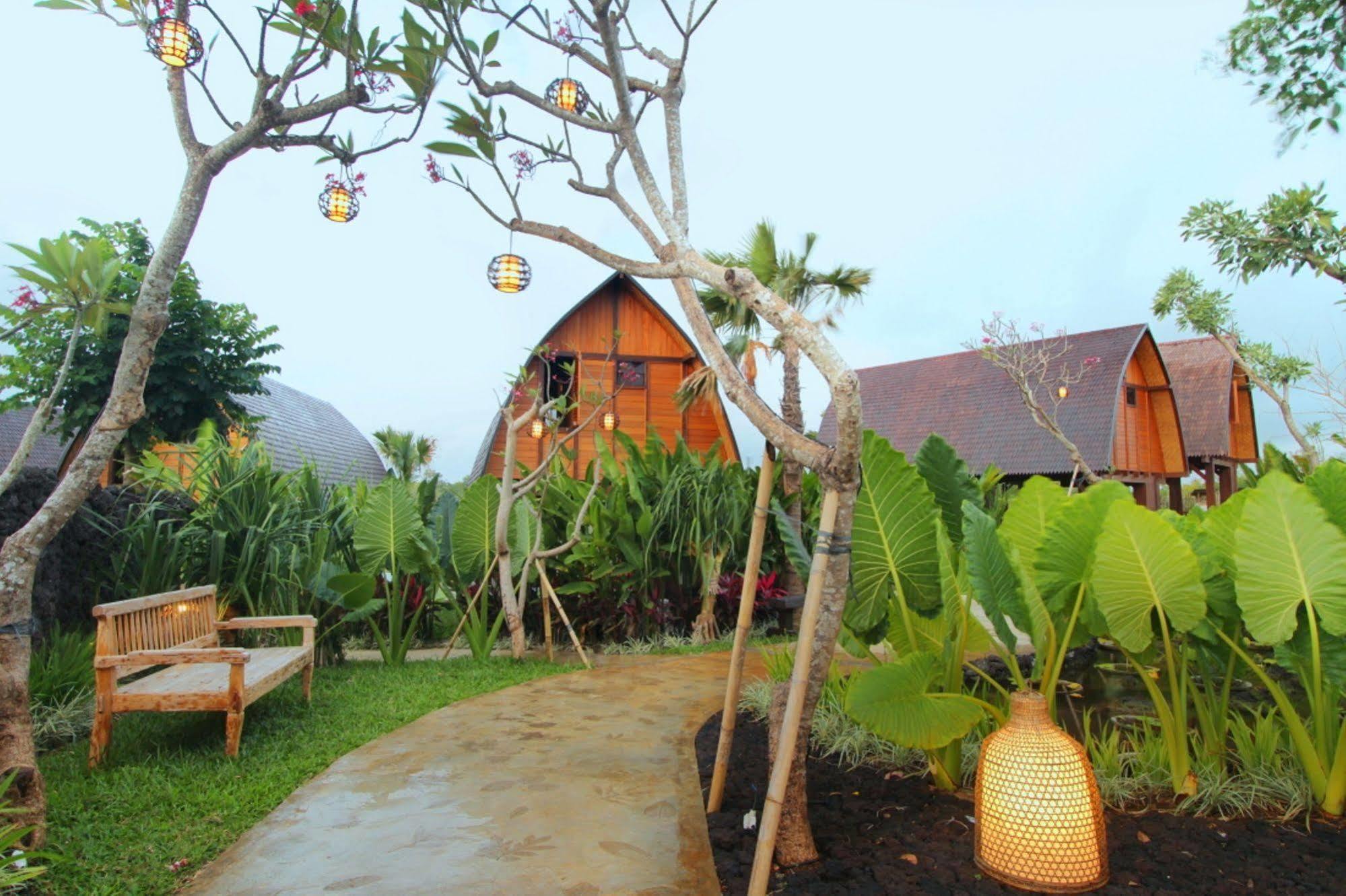 The Kirana Ungasan Villa Jimbaran Buitenkant foto