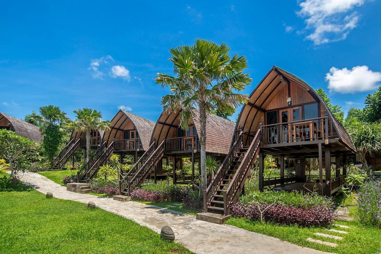 The Kirana Ungasan Villa Jimbaran Buitenkant foto